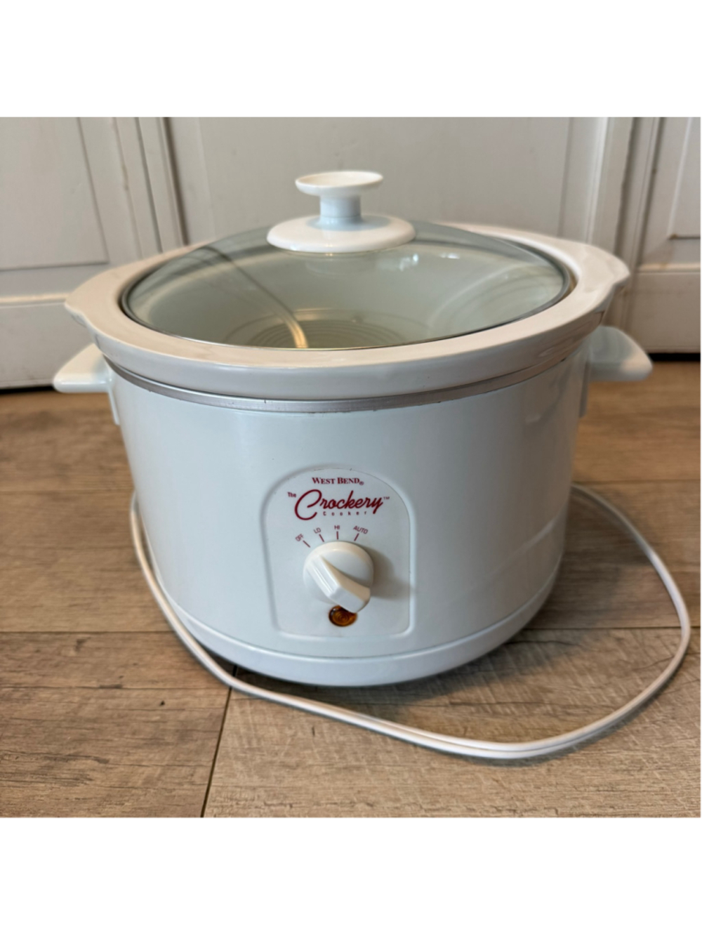 Vintage 1998 West Bend 84403 3 Qt Crockery Slow Cooker White w/ Box Manual